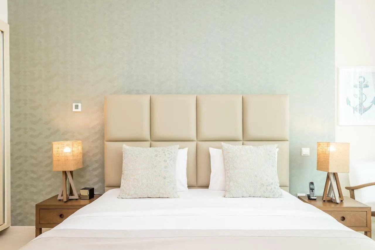 Lovely 2Br With Assistant Room In Al Bateen Residences Jbr By Deluxe Holiday Homes Apartment Dubai