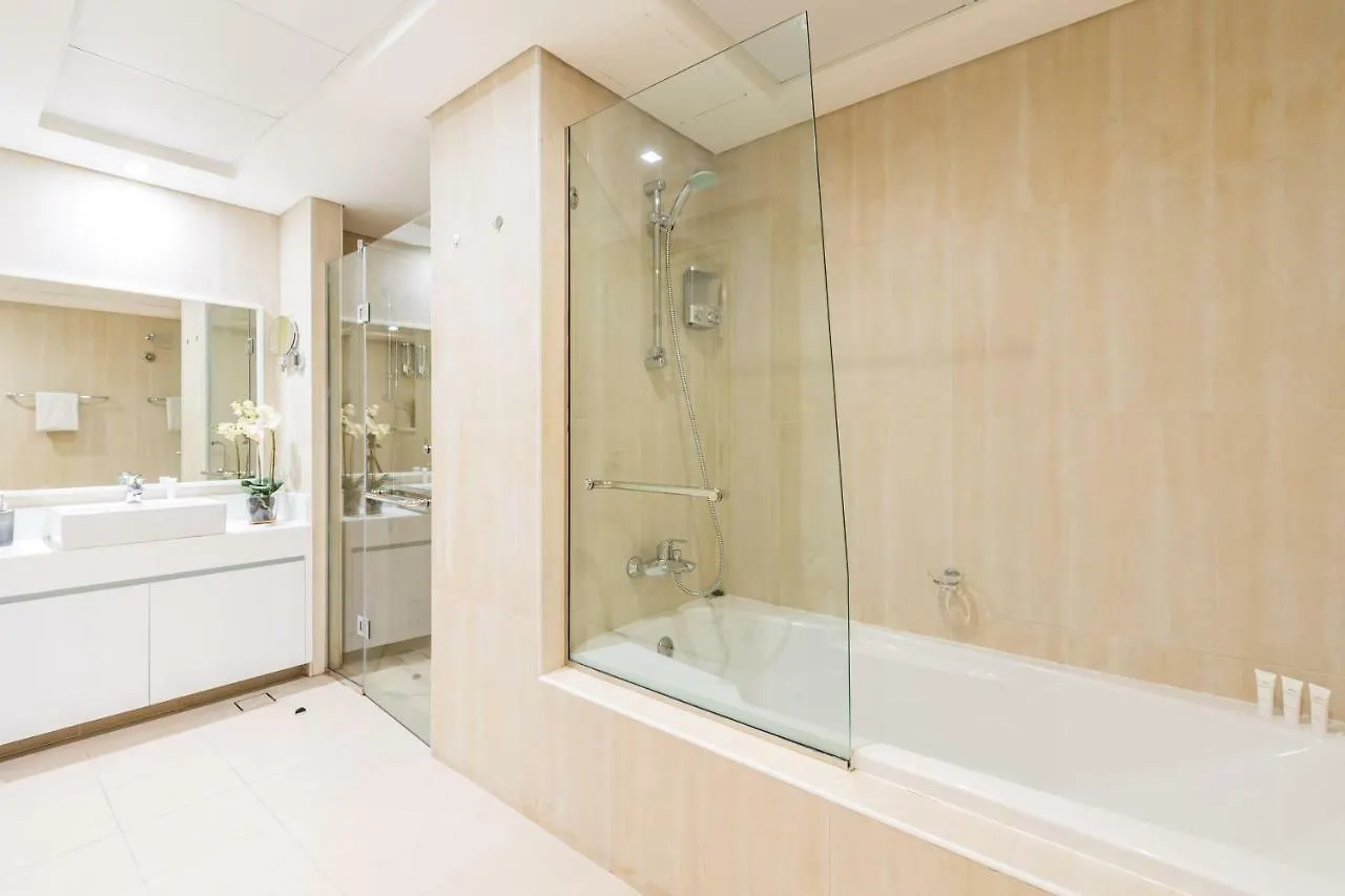Lovely 2Br With Assistant Room In Al Bateen Residences Jbr By Deluxe Holiday Homes United Arab Emirates